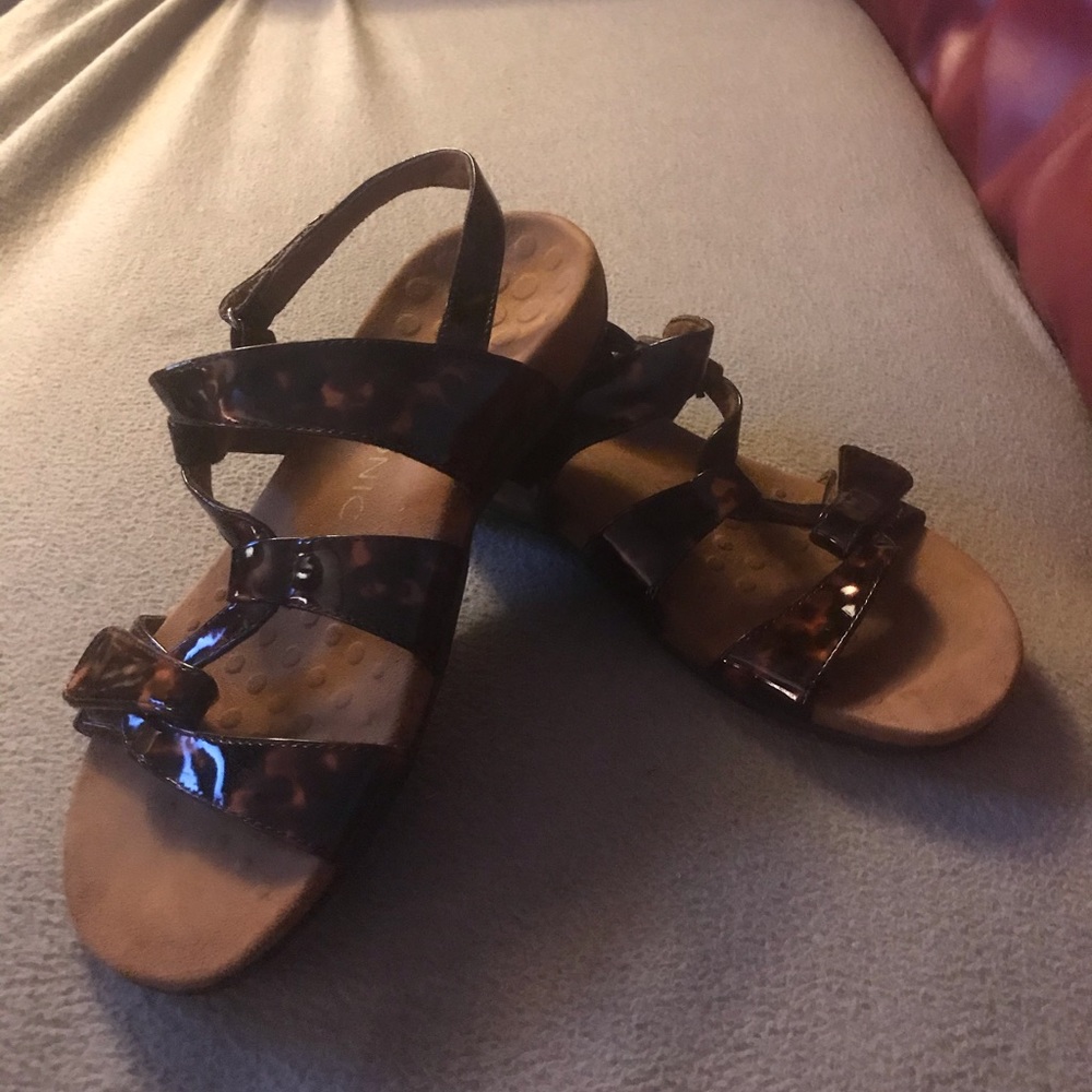 Vionic Tortoise Color Sandals - image 1